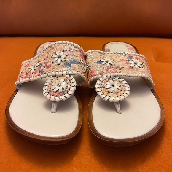 Mila Paoli Shoes - Mila Paoli Floral Print Flip Flops Size 9